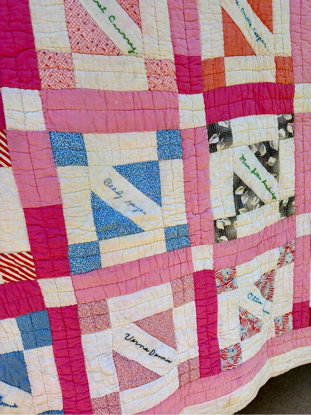Vintage Friendship Signature Quilt - Hand Quilted Pink Patchwork 61 x 74”